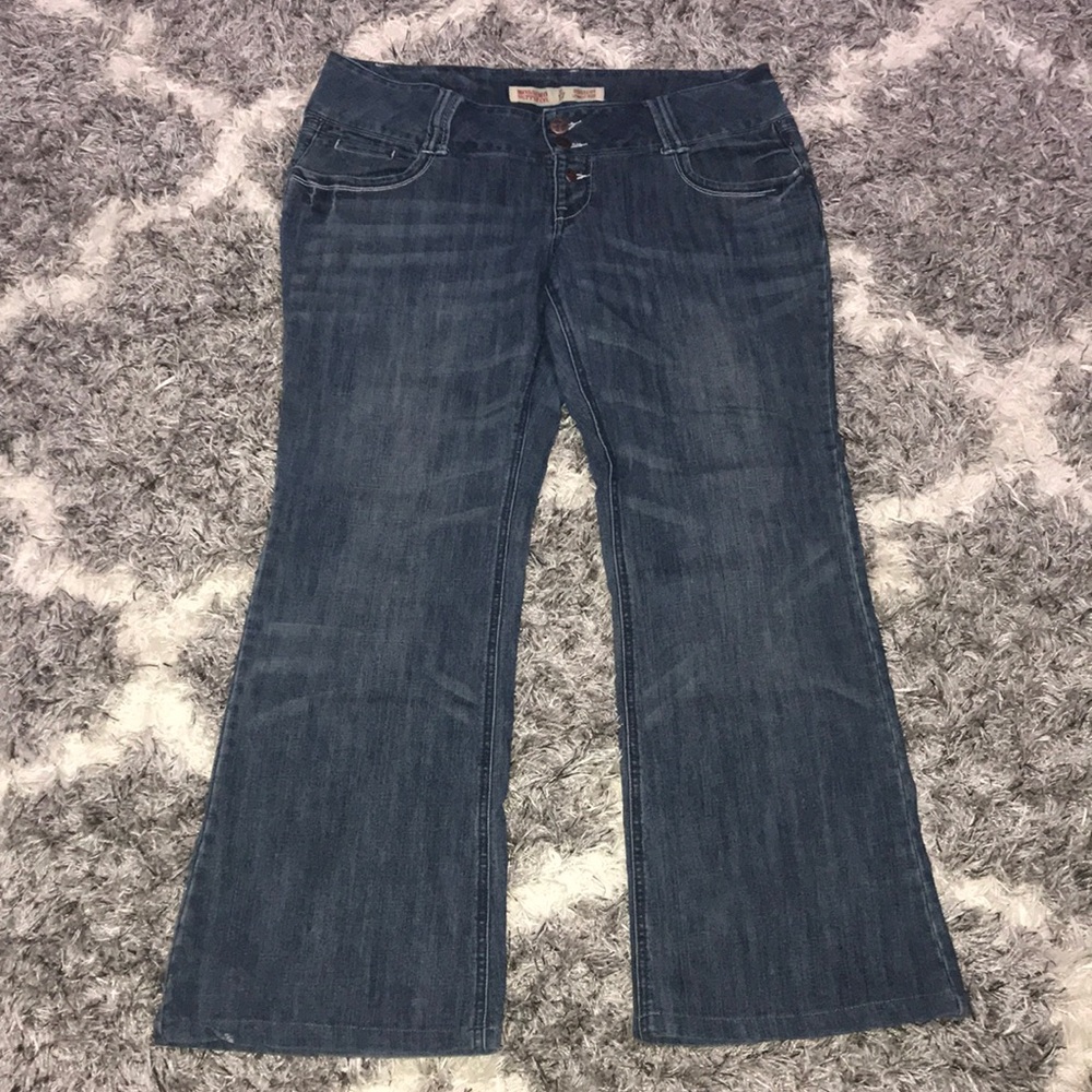 VGUC Mossimo Size 17 plus juniors bootcut jeans